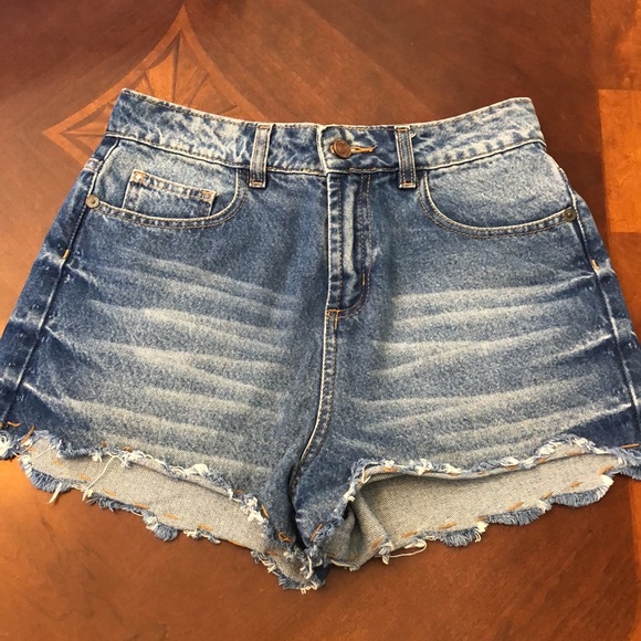 FARM Rio Denim - FARM RIO High-Rise Fringe Jeans Shorts in Denim Blue - Size EU 38 US Medium